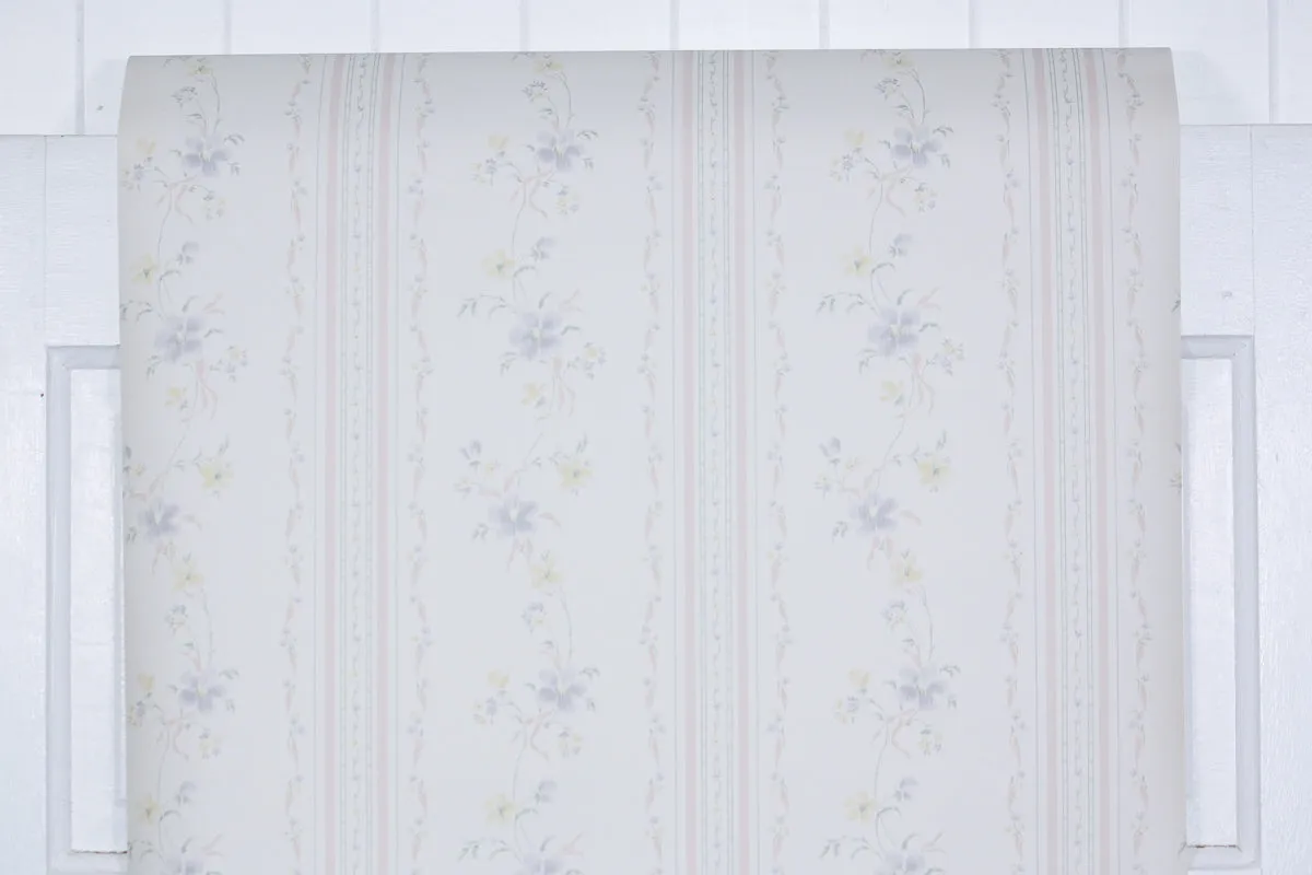 1980s | 1990s Floral Vintage Wallpaper