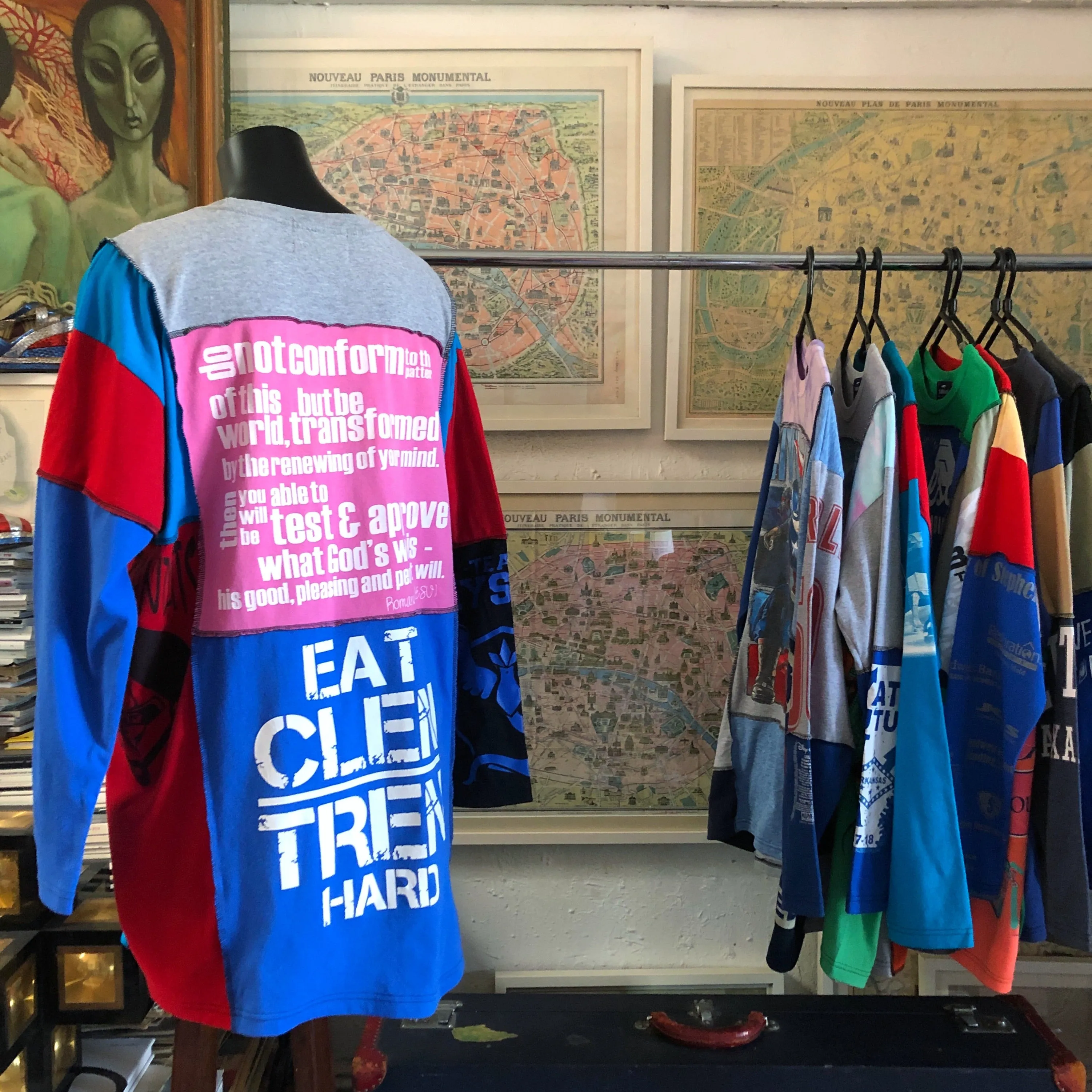 A PATCHWORK TARMAFIA TEE WITH “BE KIND” PRINT