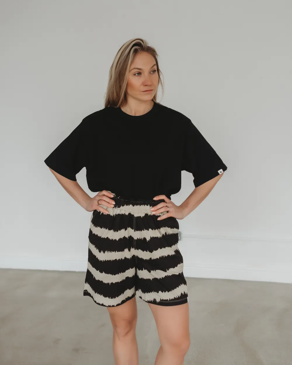 Audrey Black Wavy Stripe Print Shorts