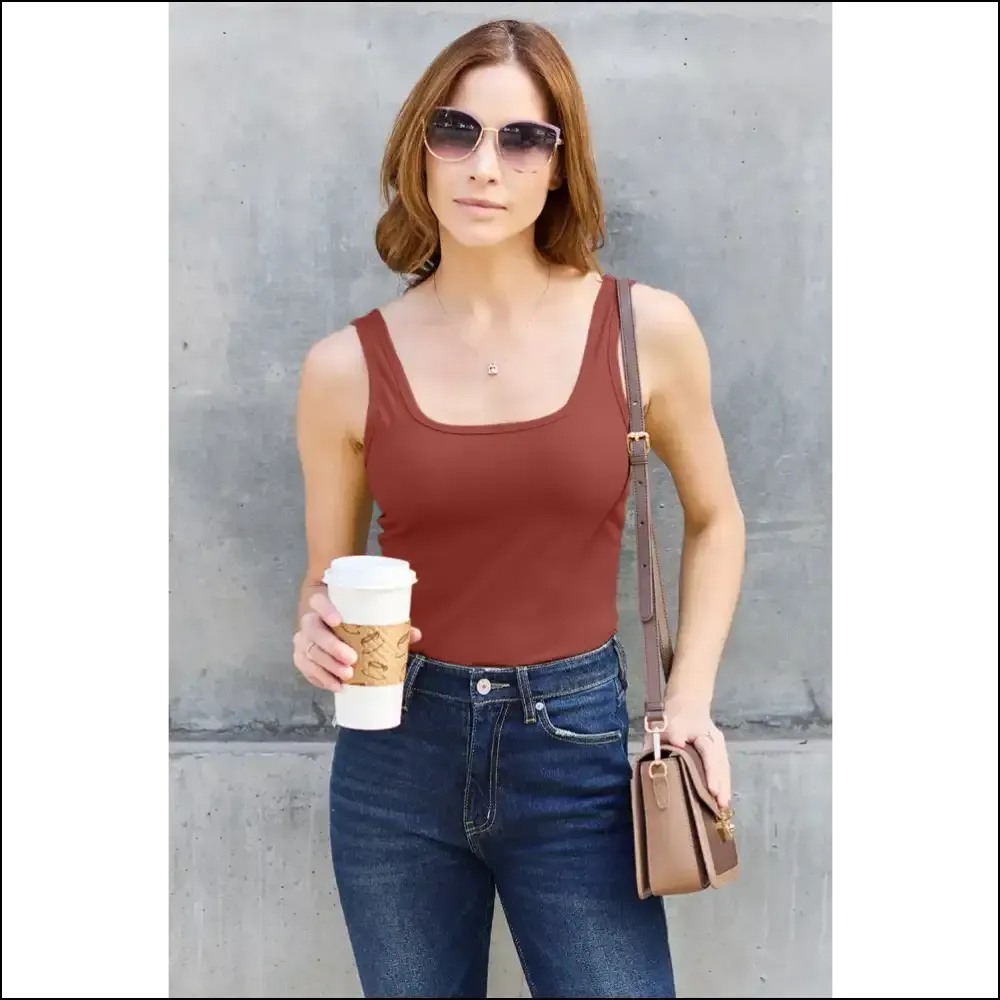 Bae, It’s Time to Get your Chic Bae Square Neck Game On! 💁‍♀️✨
