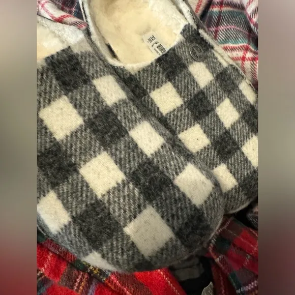 Birkenstocks shearling new girls 32 (size 1) plaid clog