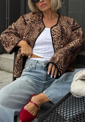 Bold and Cozy Leopard Print Round-Neck Cotton Jacket for Effortless Autumn Style