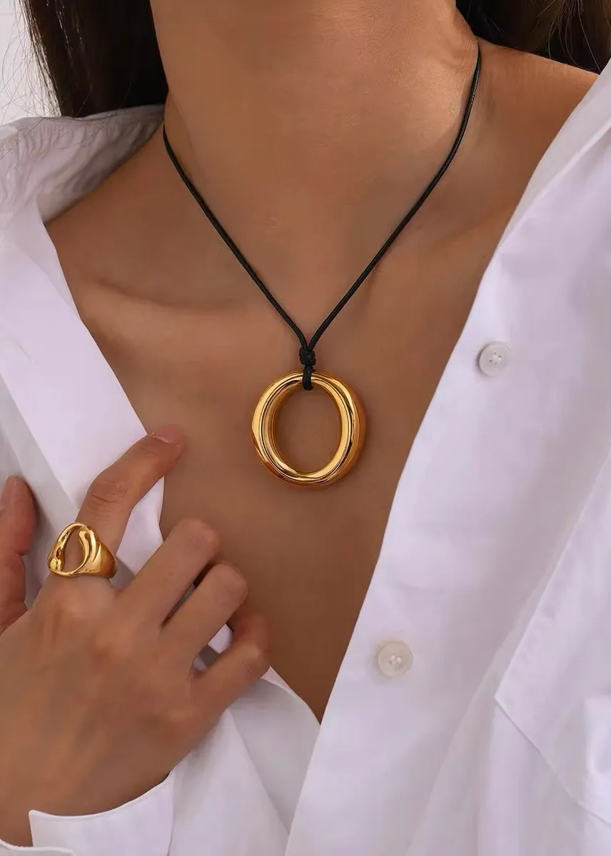 Bold Gold Circle Hollow Pendant Necklace