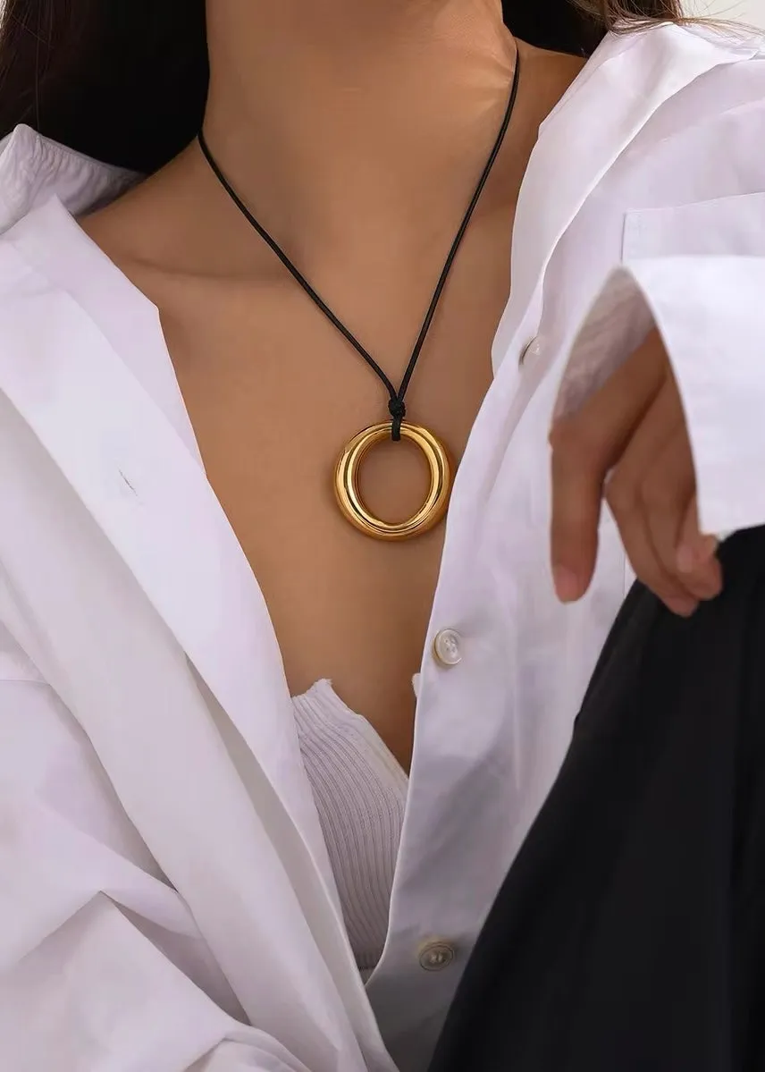 Bold Gold Circle Hollow Pendant Necklace