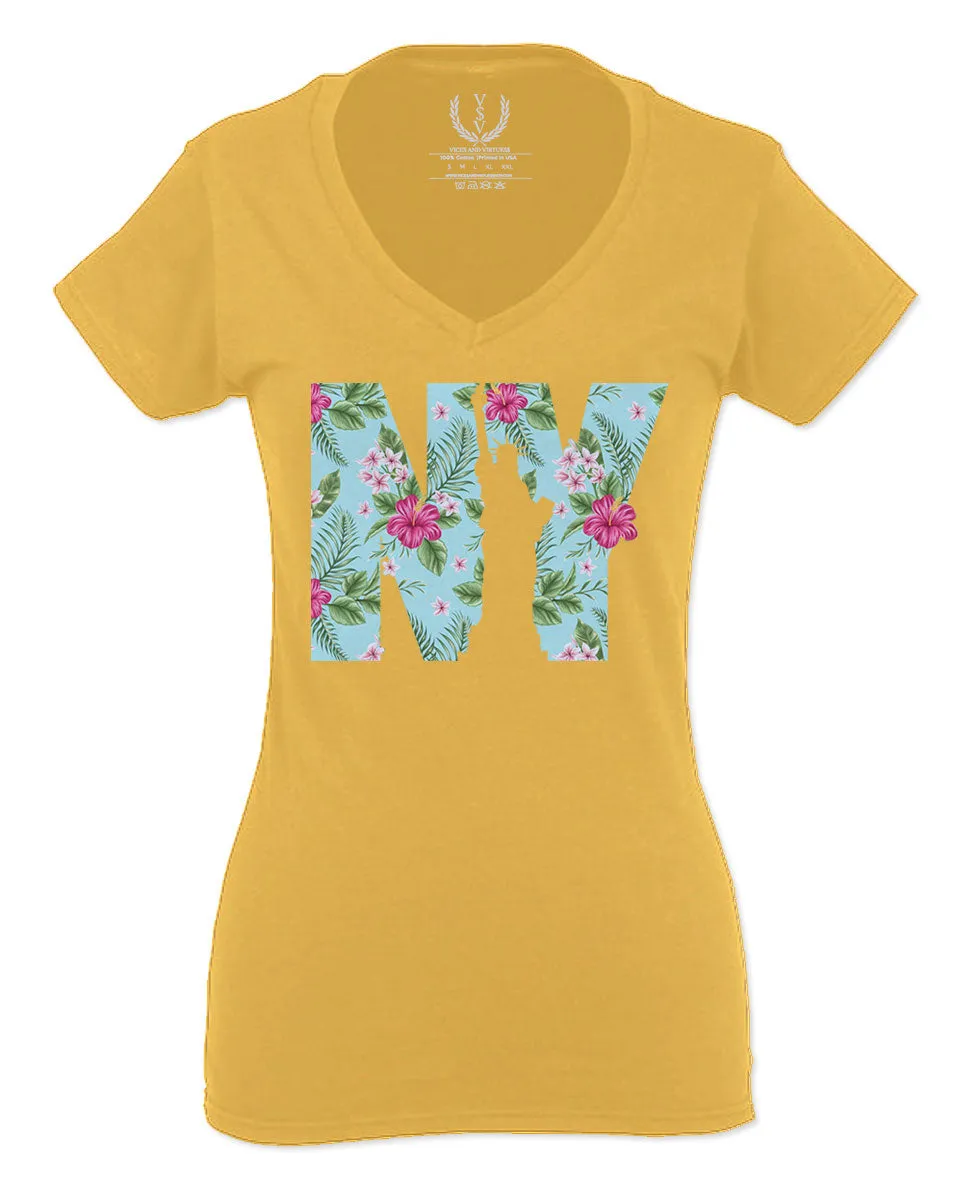 Cool New York Gift Liberty Statue Nyc Floral Beach Summer Vacation Palm For Women V neck fitted T Shirt