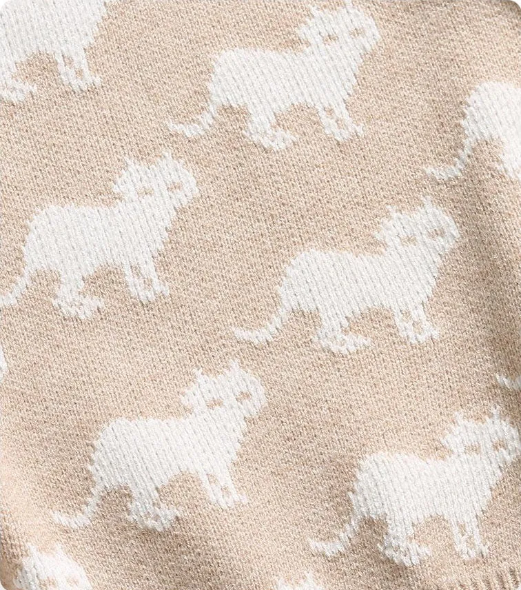 Cozy Jumper Featuring a Cat Design and Ringer Details