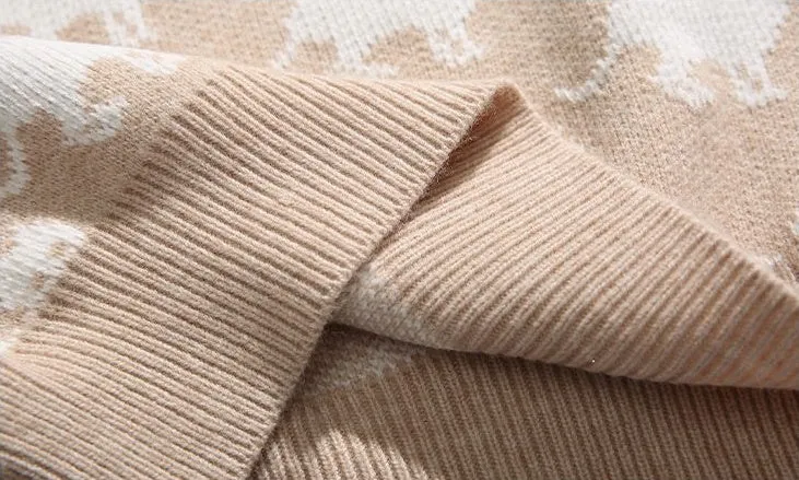 Cozy Jumper Featuring a Cat Design and Ringer Details