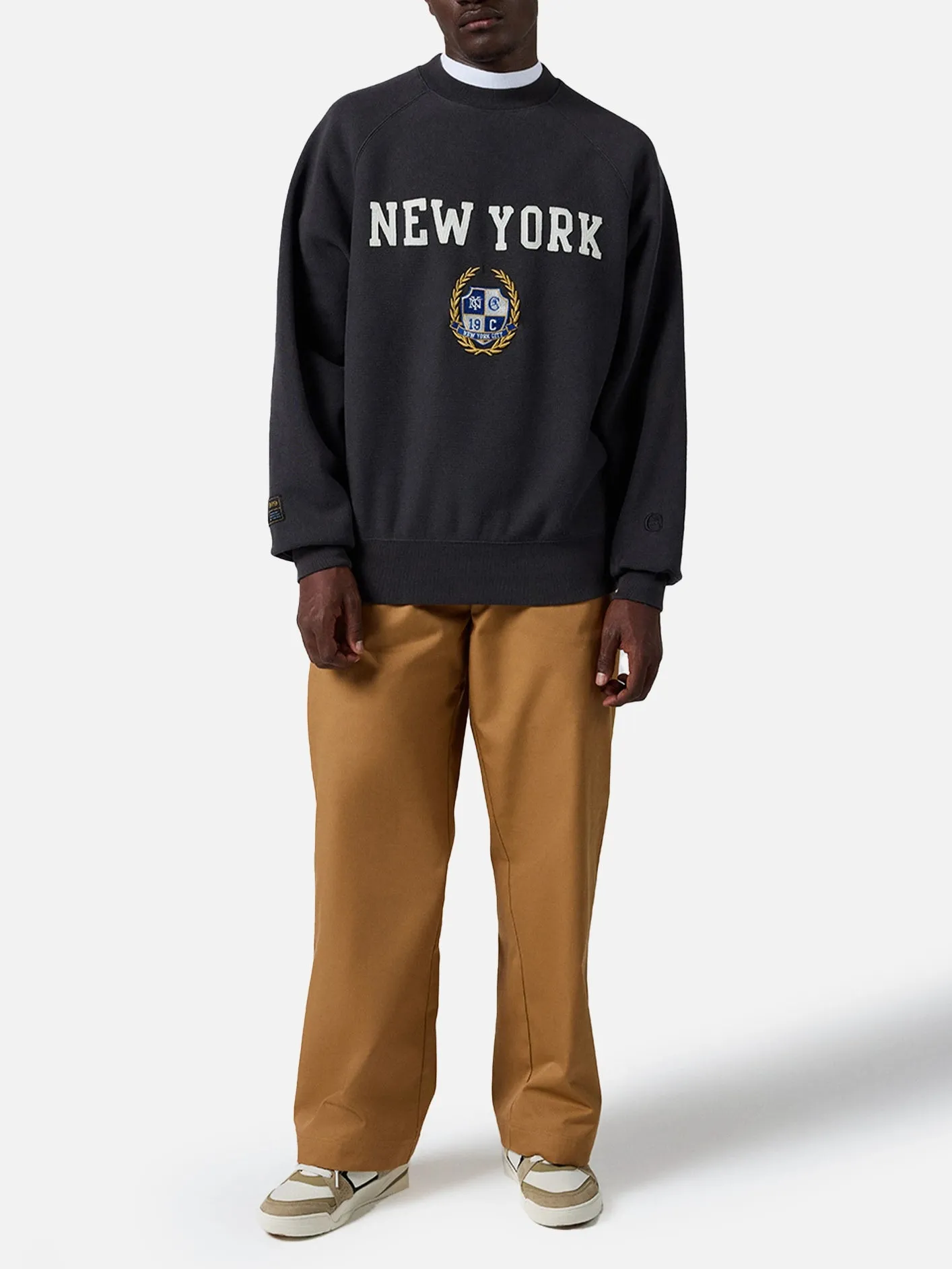 Crewneck Sweatshirt - Black