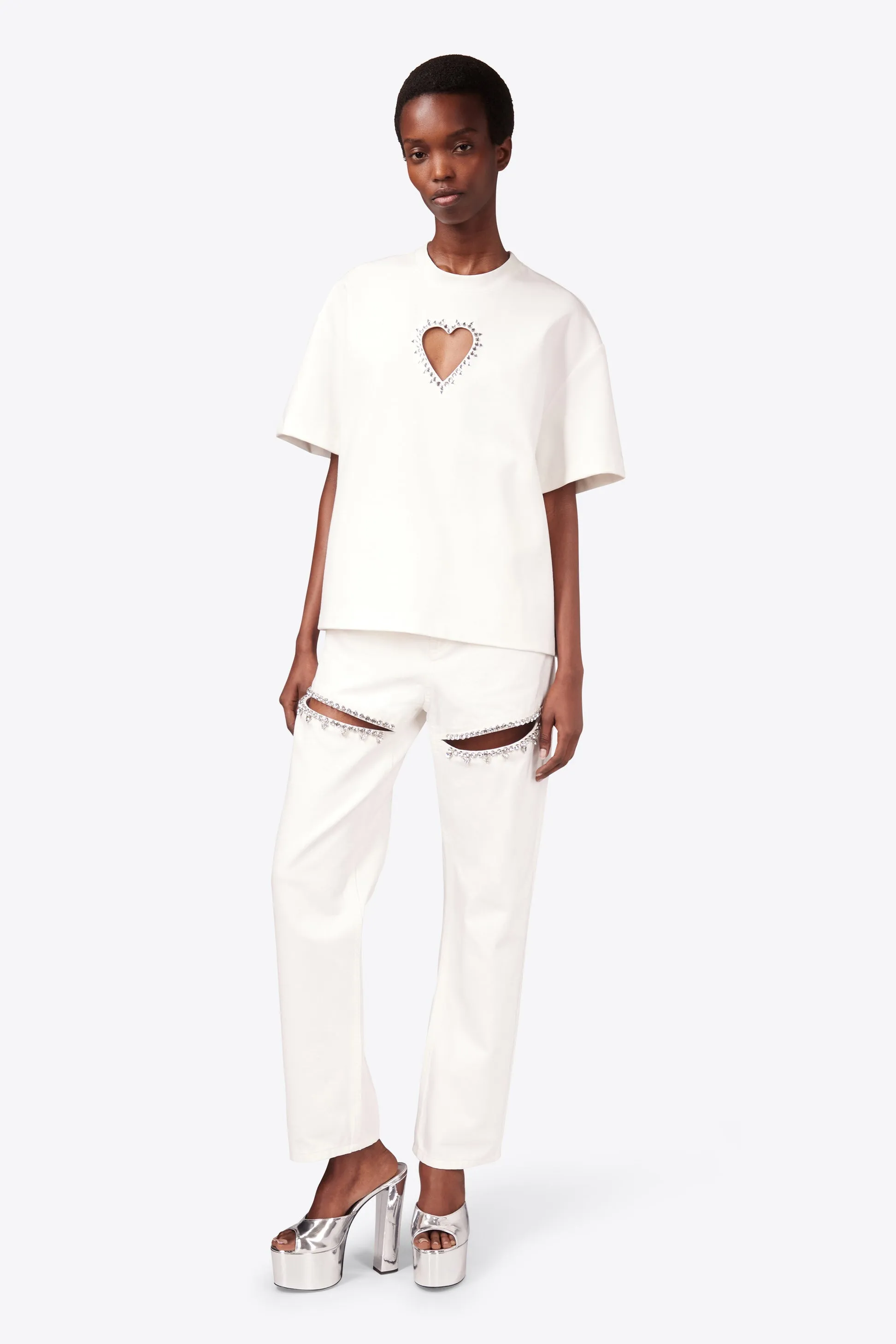 CRYSTAL HEART CUTOUT RELAXED T-SHIRT