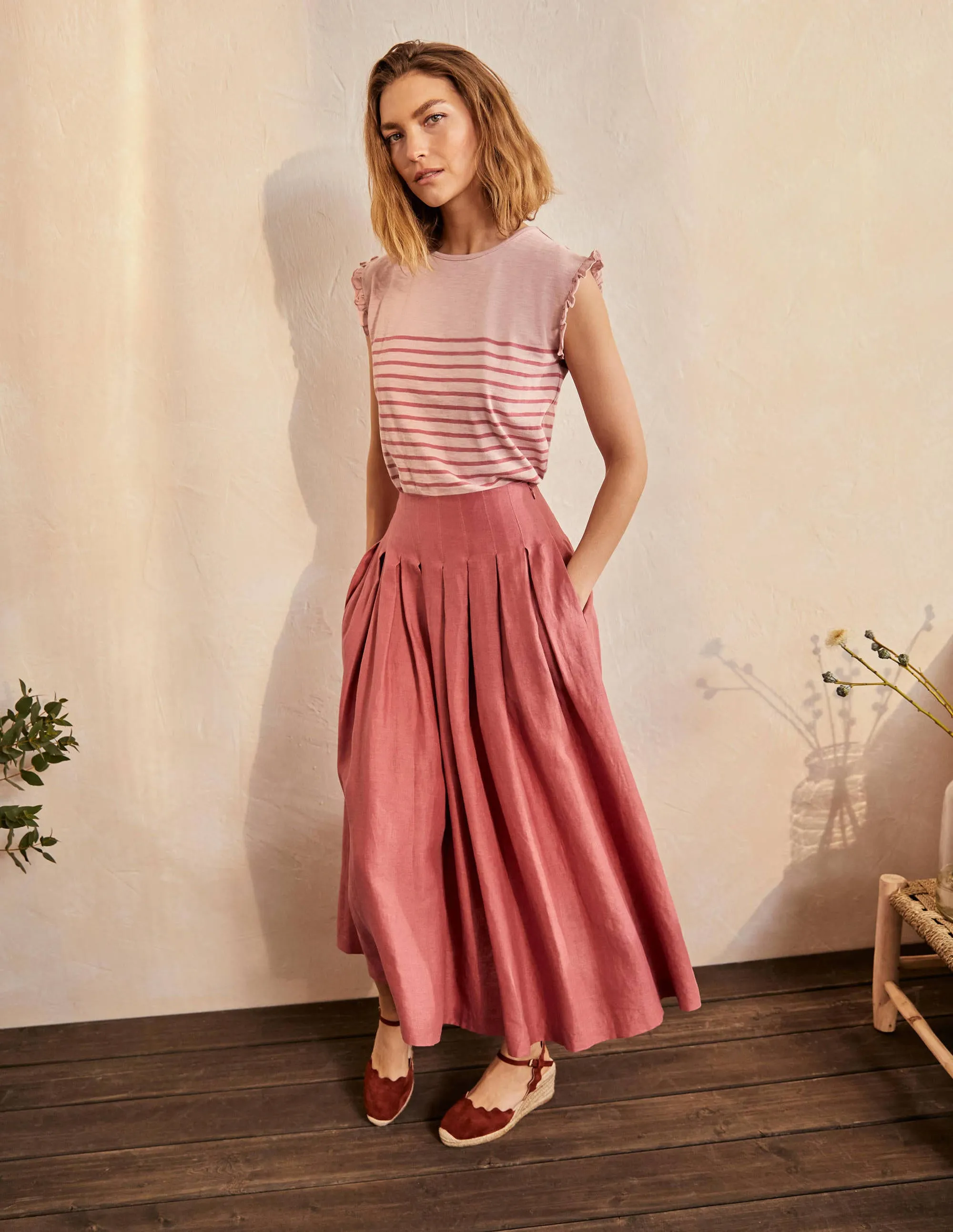 Faye Jersey Top-Milkshake/ Dusty Red