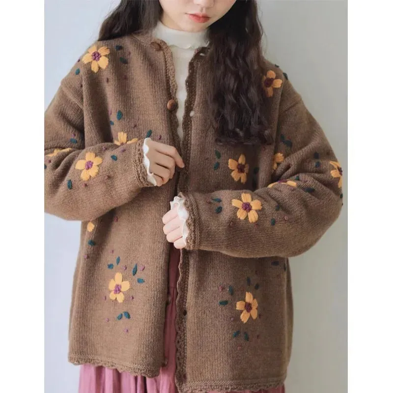 Floral Print Round Neck Sweater