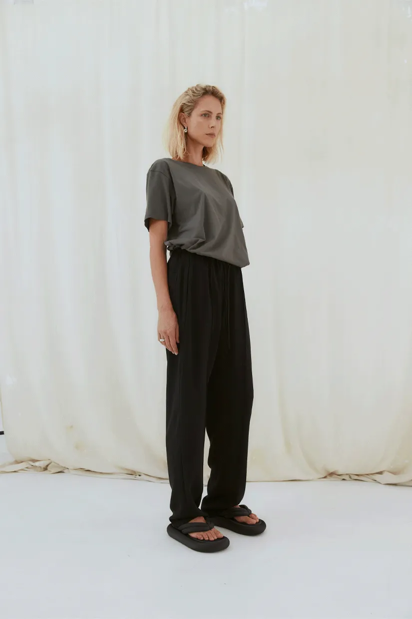 Idae Relaxed Tee - Oil