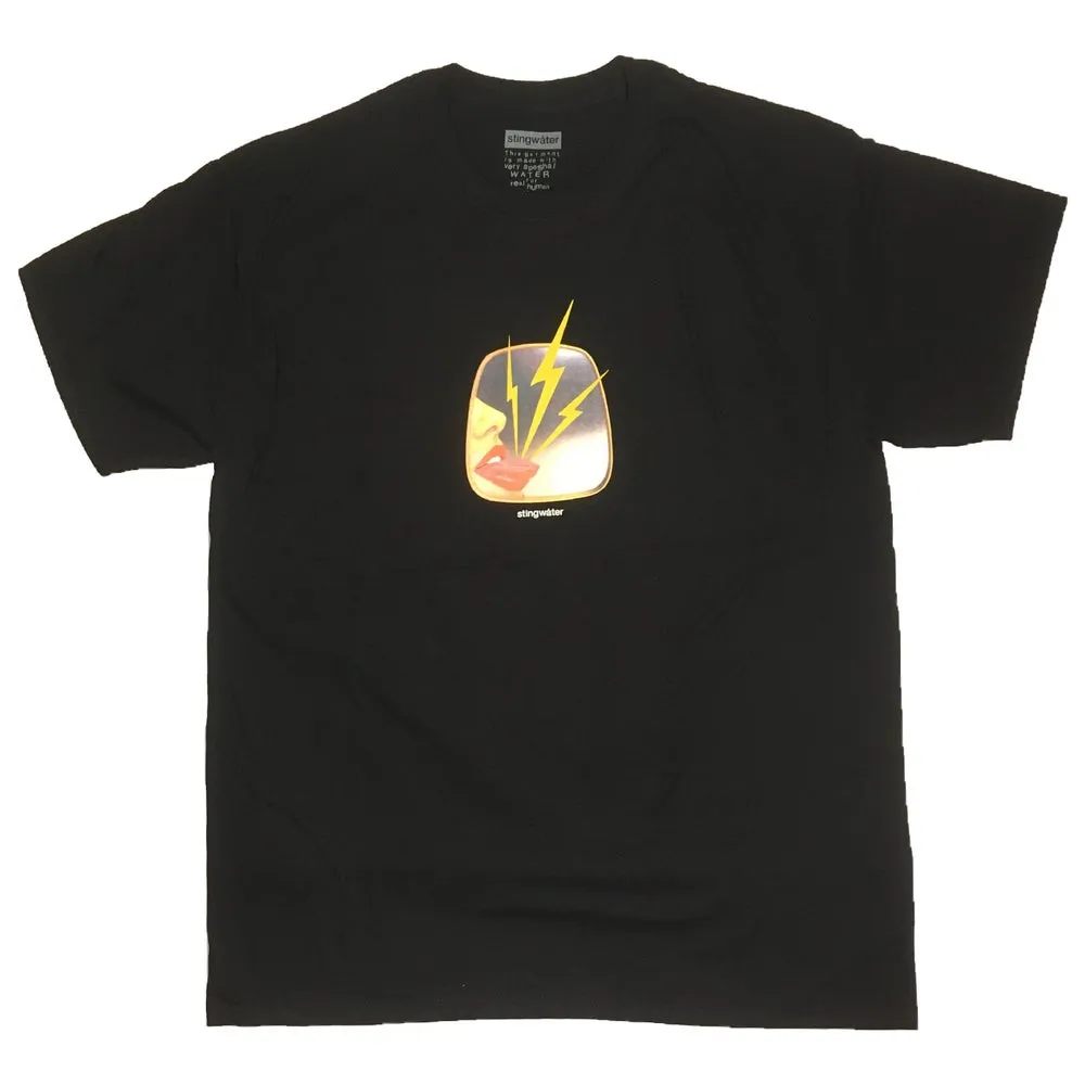 It stings the face T shirt black