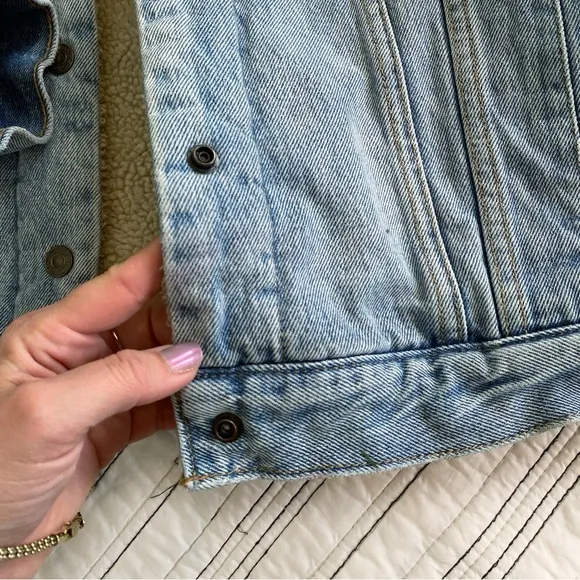 Levi's Womens Original Denim sherpa Lined Trucker Jean Jacket Blue Size Large