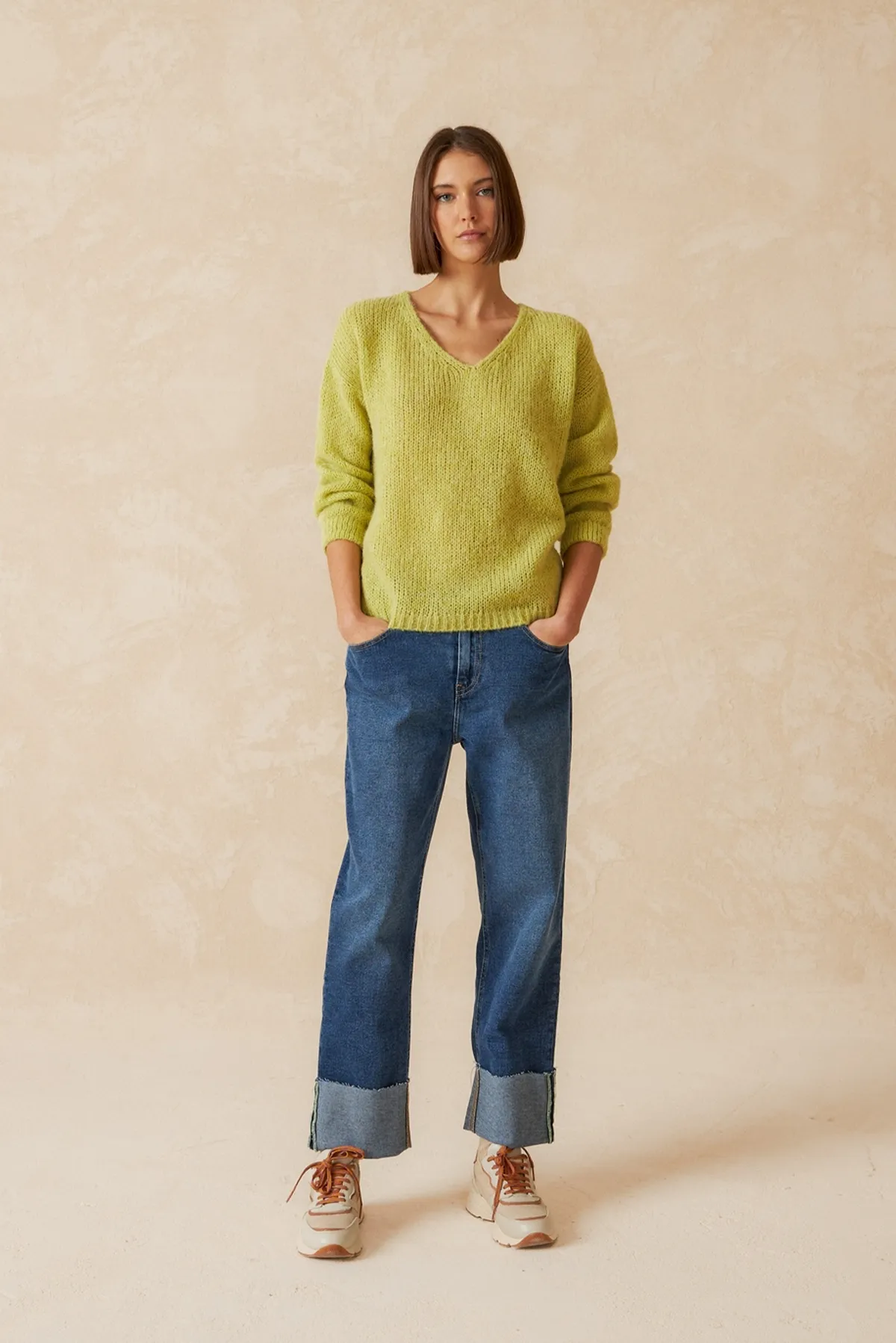 LEYA SWEATER
