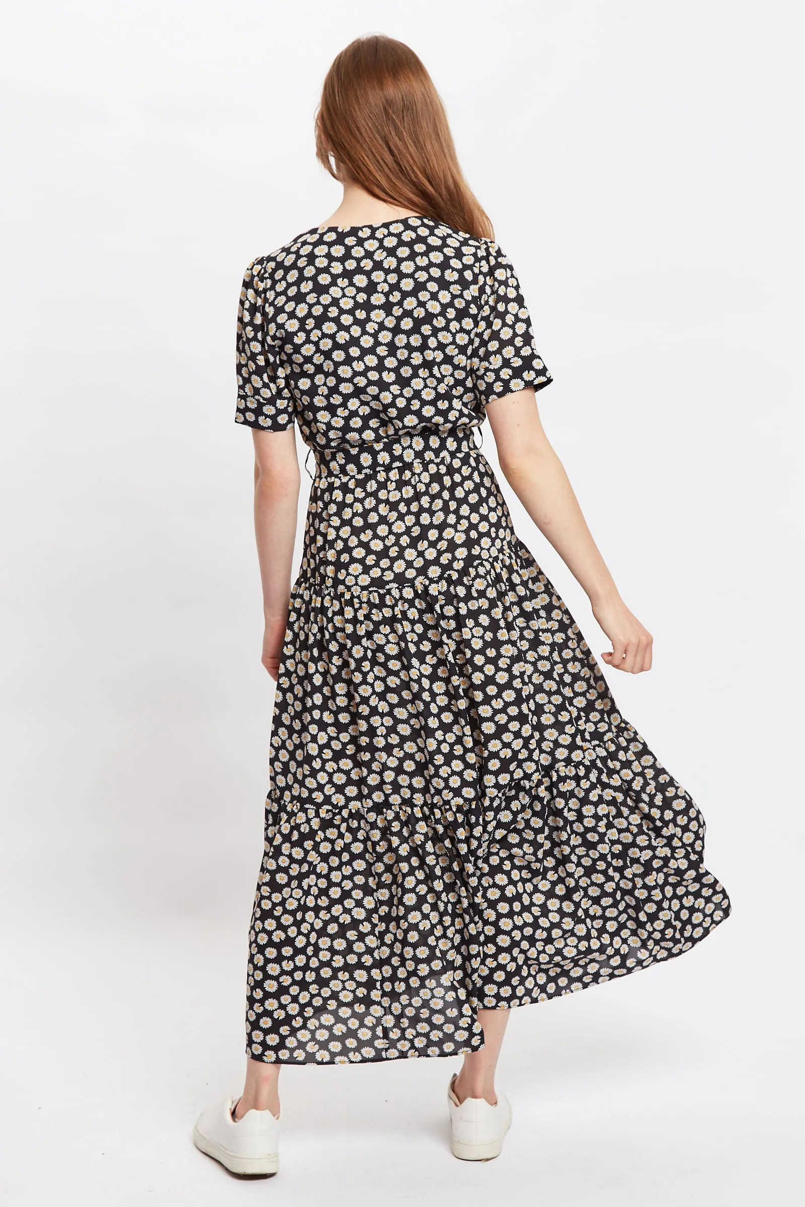 Louche Emin Daisy Dancer Print Short Sleeve Tie Midi Dress - Black