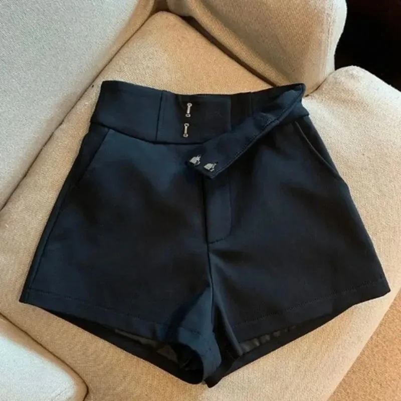 Obsidian Phoenix Women's Luxury High-Waisted Black Shorts - A-Line Slim Fit Harajuku Elegance for Casual and Sexy Looks