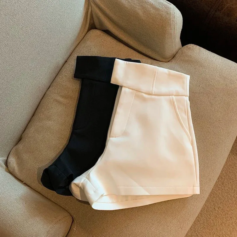Obsidian Phoenix Women's Luxury High-Waisted Black Shorts - A-Line Slim Fit Harajuku Elegance for Casual and Sexy Looks