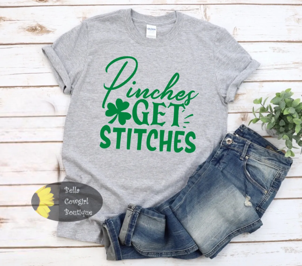Pinches Get Stitches Funny St. Patrick's Day Women's T-Shirt