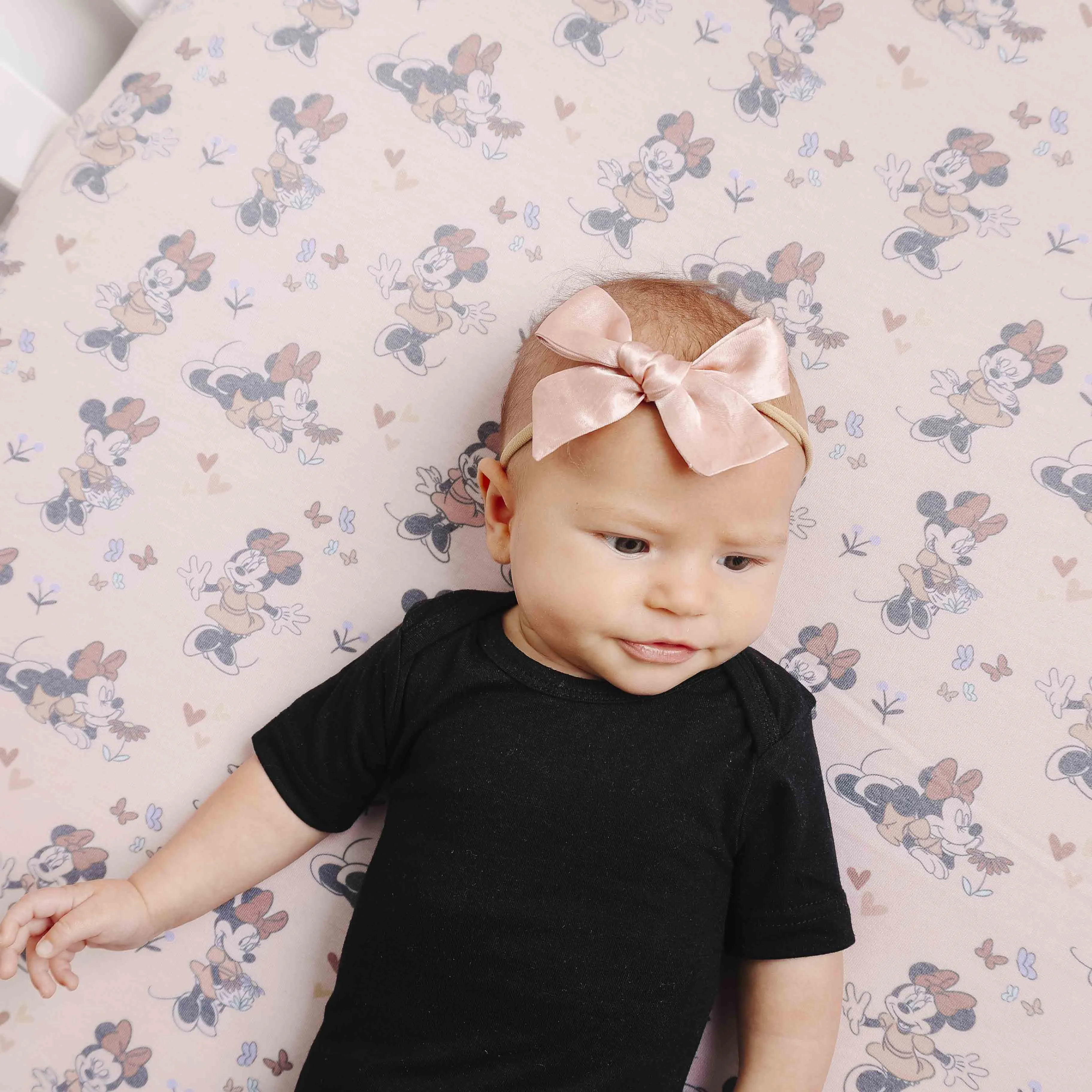 Premium Knit Fitted Crib Sheet - Minnie Mouse