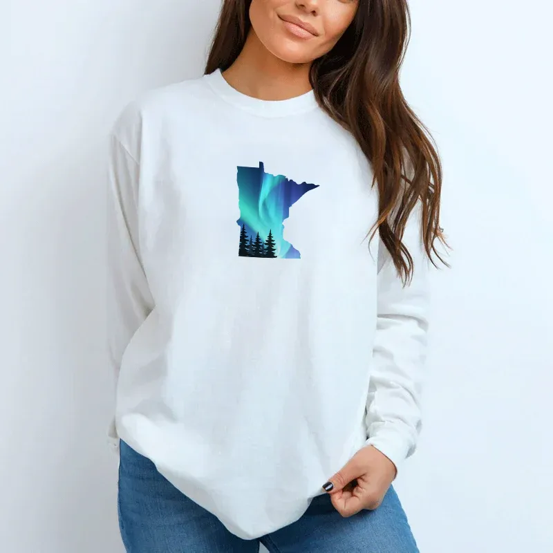 "Minnesota Northern Lights" Relaxed Fit Long Sleeve Unisex T-Shirt