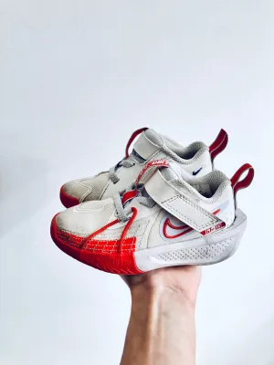 REALLY LOVED GT Cut 3 (scuffs on tops near toes) // 8 Toddler