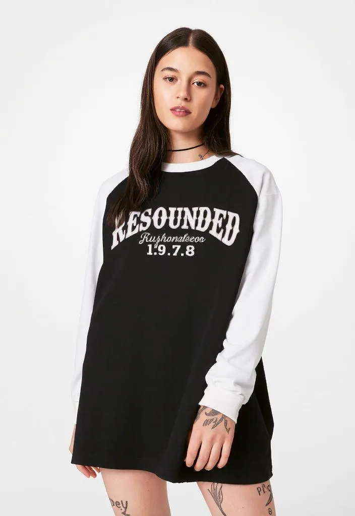 RESOUNDED 1978 Streetwear Sweatshirt