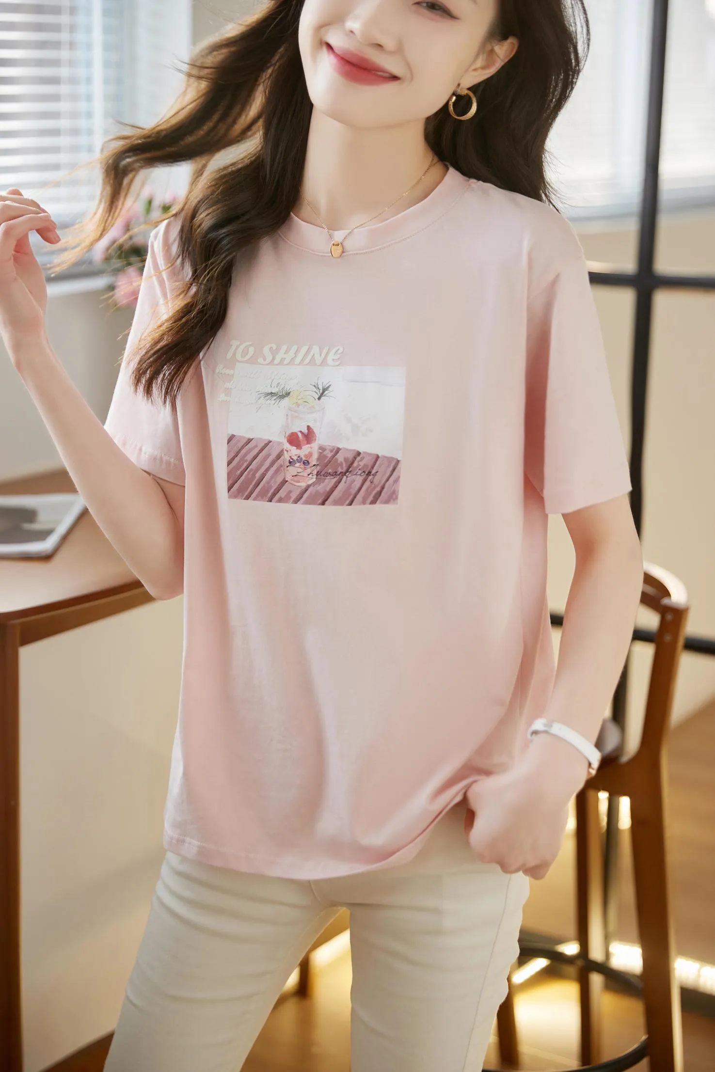 Simplistic Round Neck T-Shirt Featuring Letter Prints in a Relaxed Fit