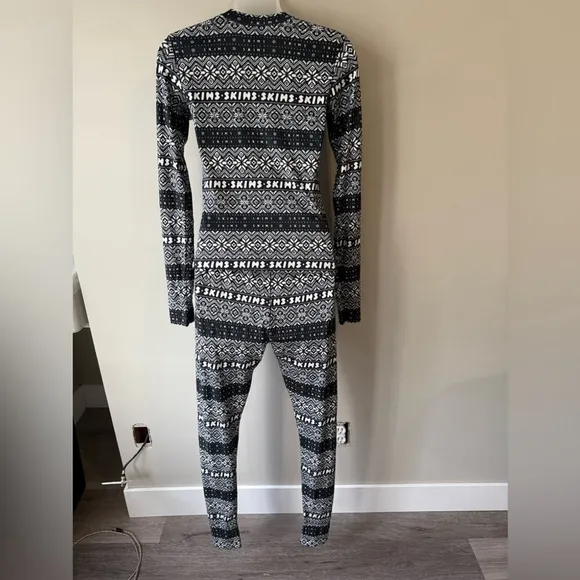 SKIMS Black and White Patterned Pajamas