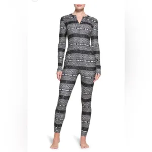 SKIMS Black and White Patterned Pajamas