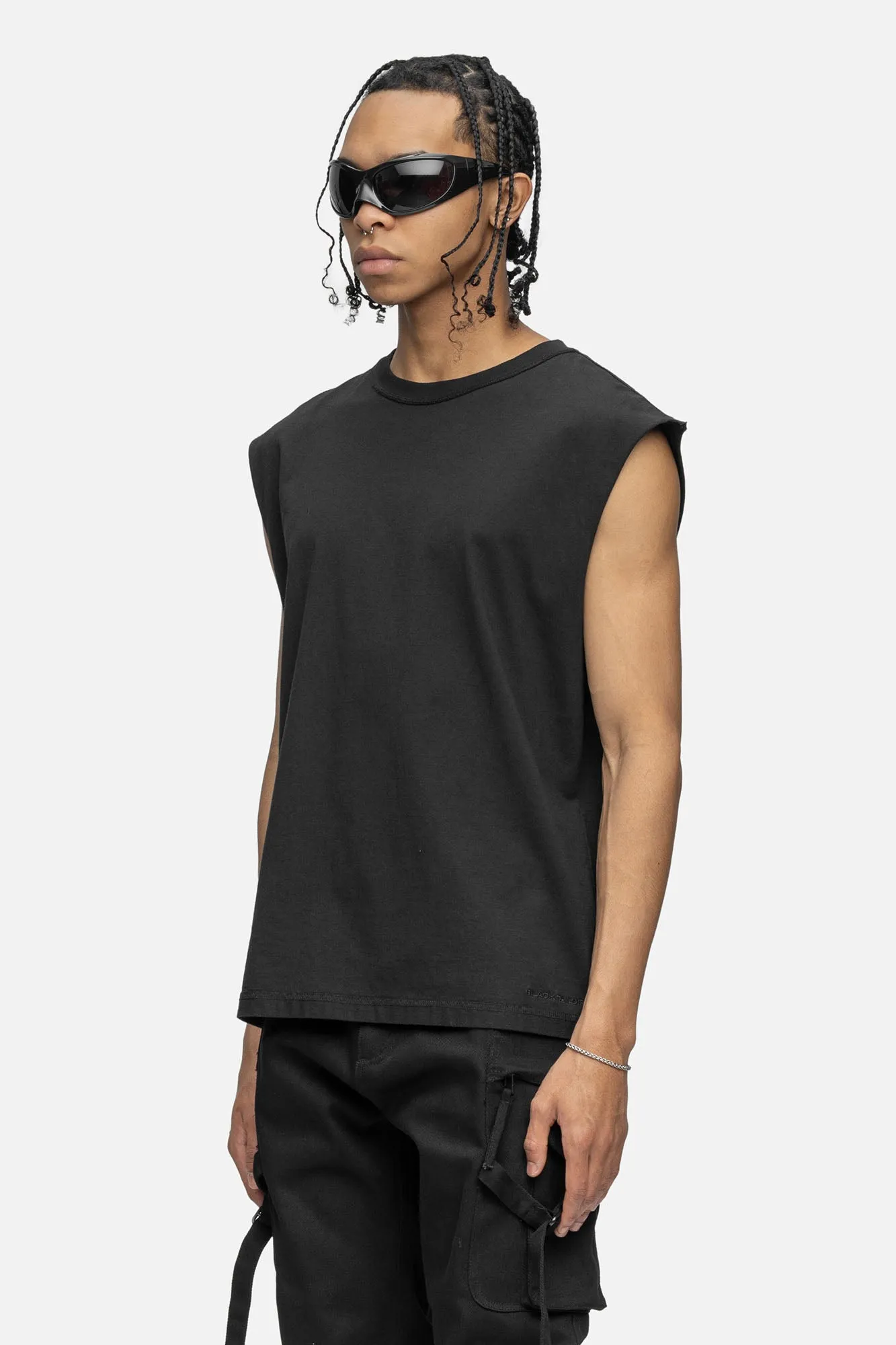 SLEEVELESS T-SHIRT BLACK