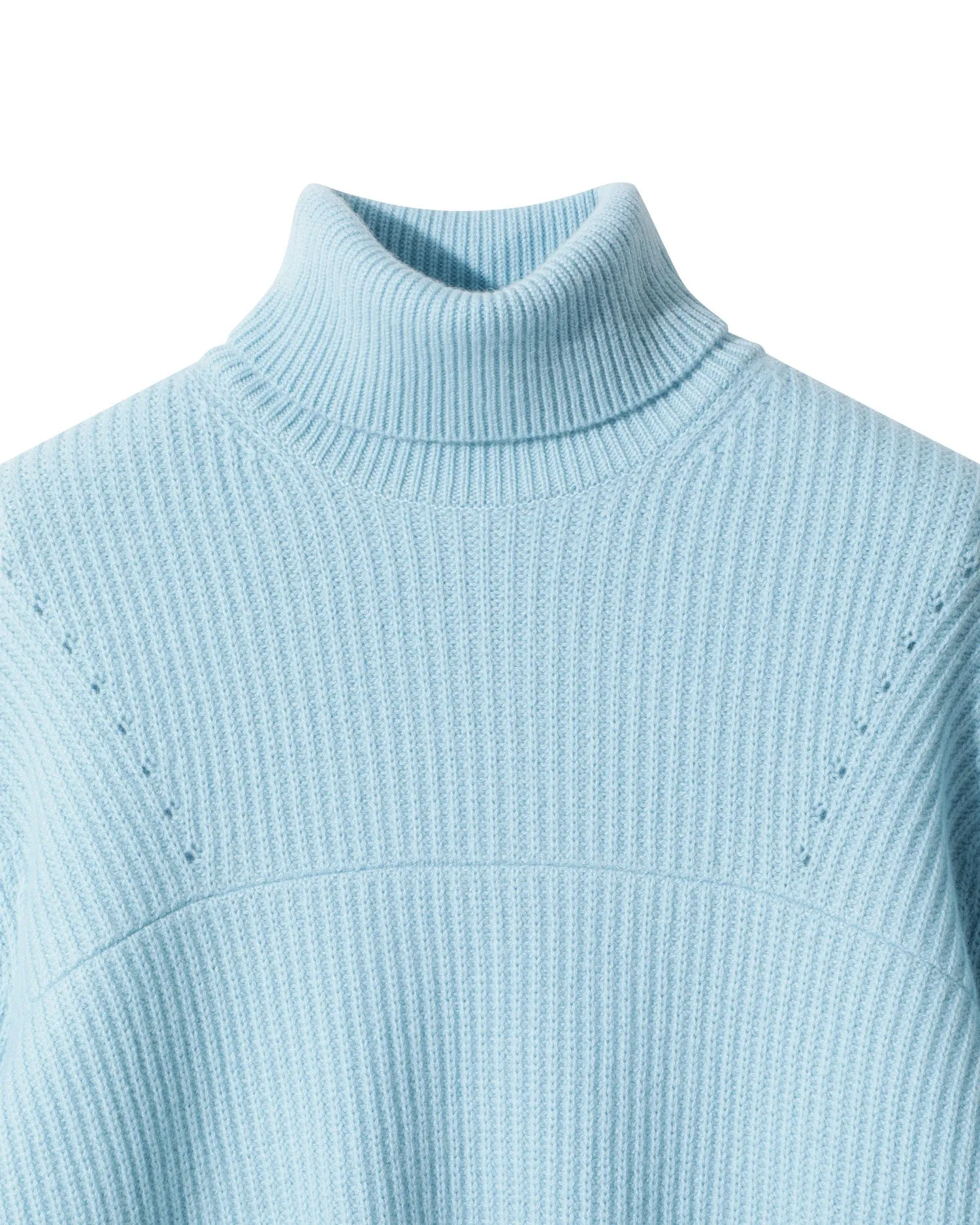 Soft Snow Turtleneck