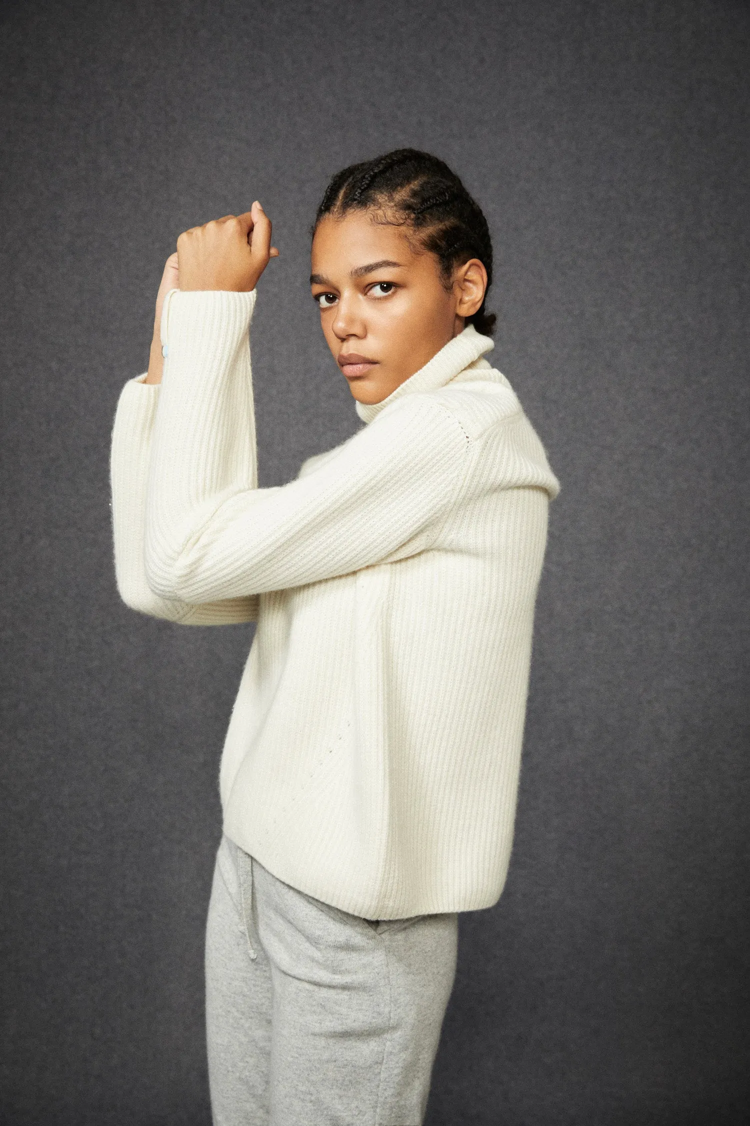 Soft Snow Turtleneck