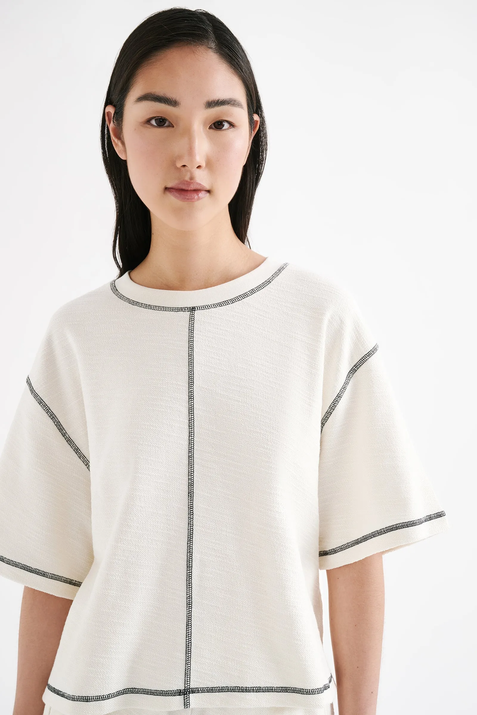 SUTTON TEE