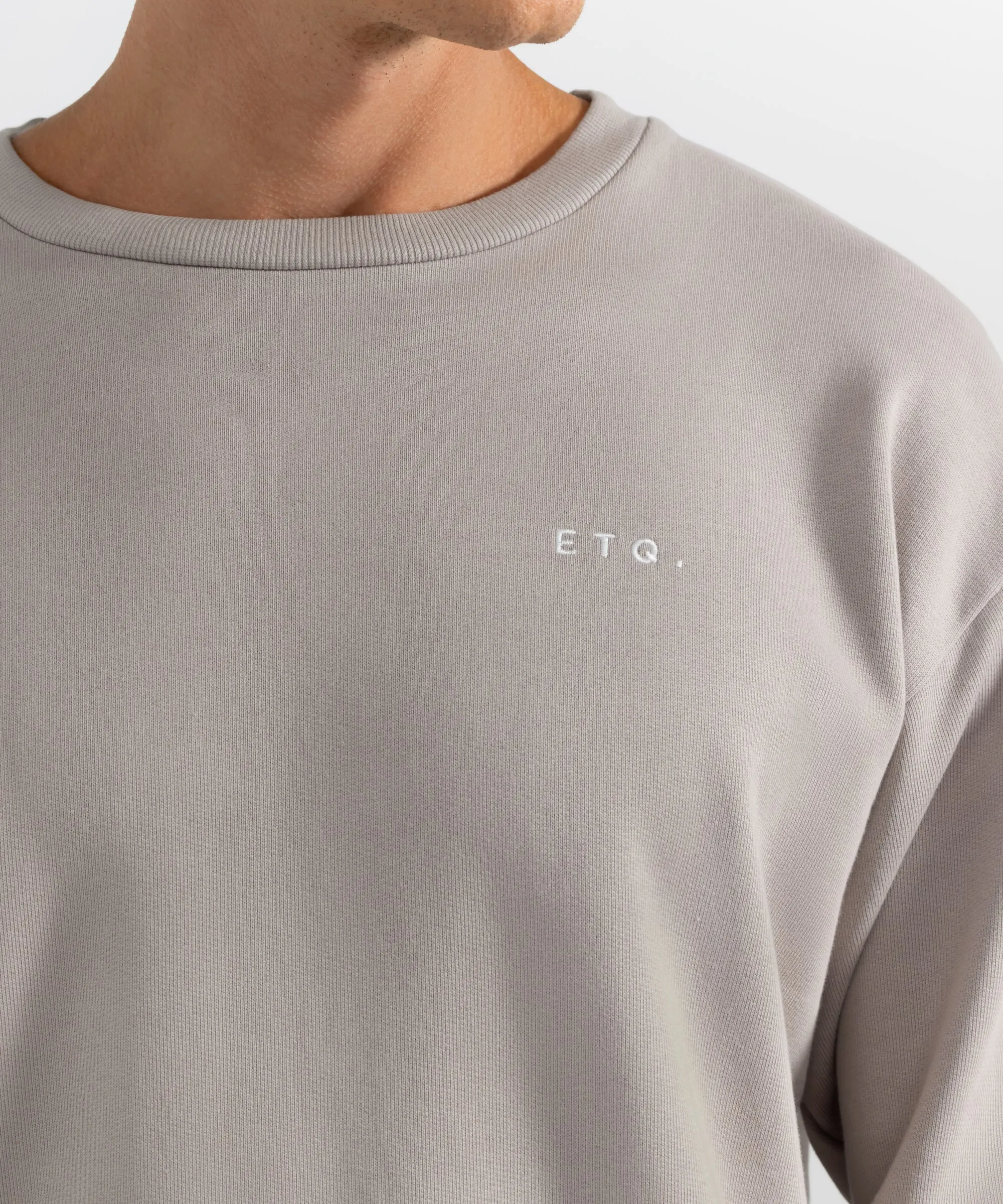 SW 01 Essence Logo Ash Grey
