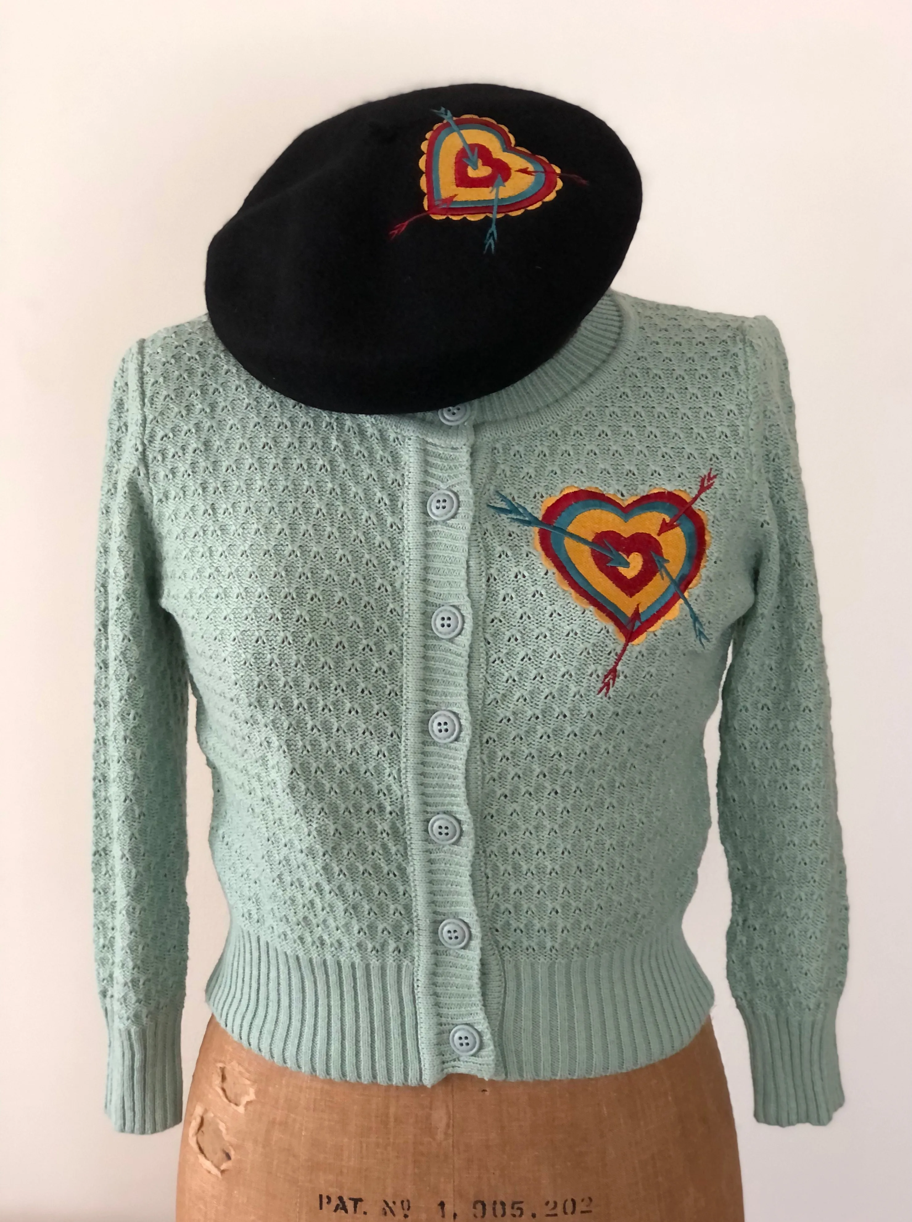 TARGET HEART CARDIGAN *MINT