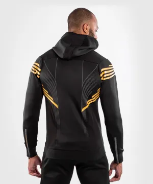 UFC Venum Gepersonaliseerd Authentic Fight Night Walkout Hoodie voor heren - Champion