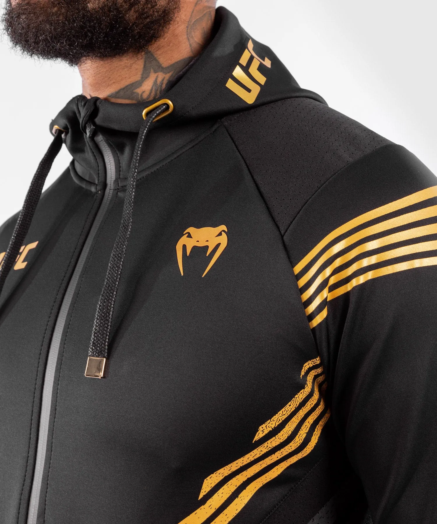 UFC Venum Gepersonaliseerd Authentic Fight Night Walkout Hoodie voor heren - Champion