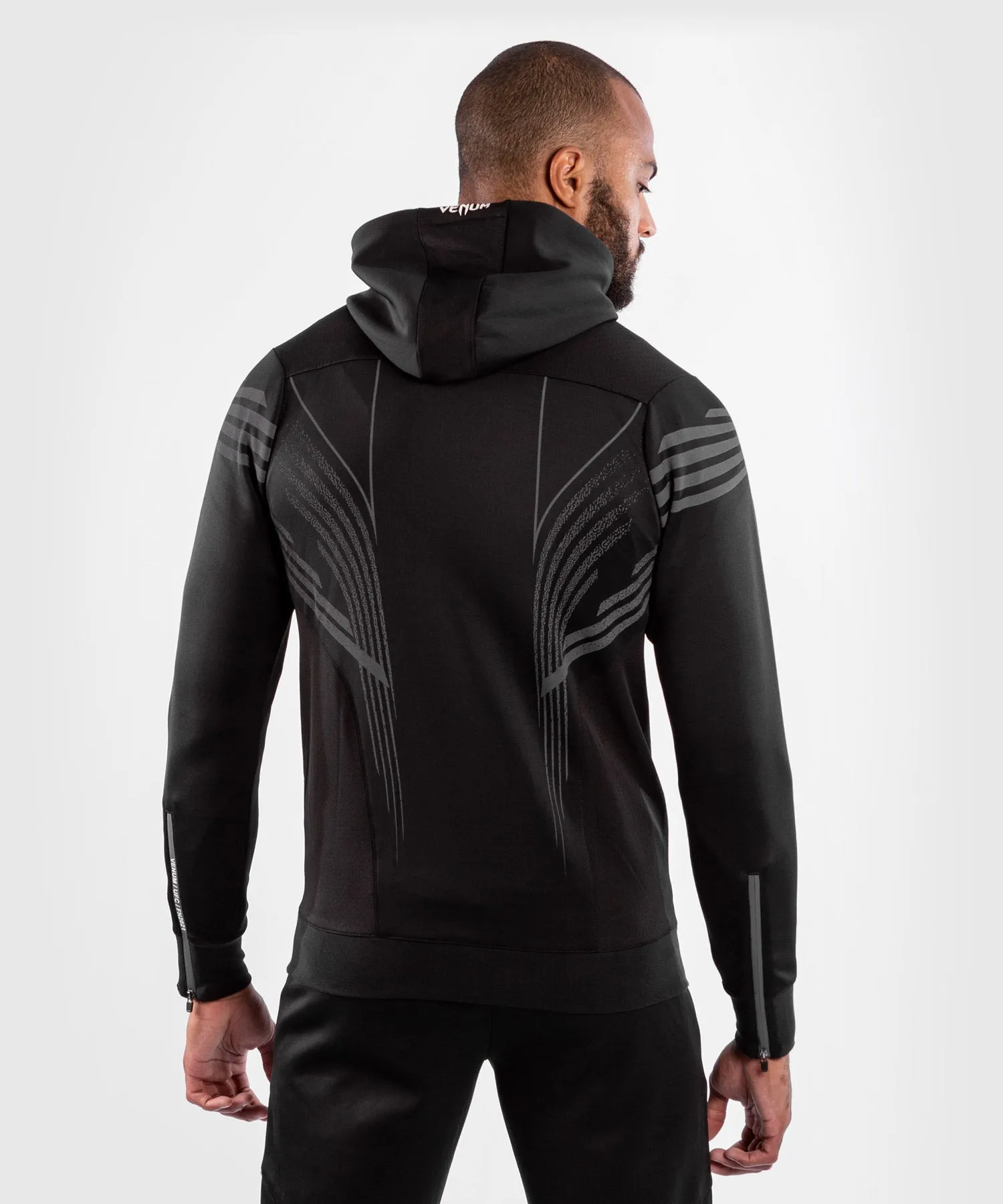UFC Venum Personalisiert Authentic Fight Night Herren Walkout Hoodie - Schwarz