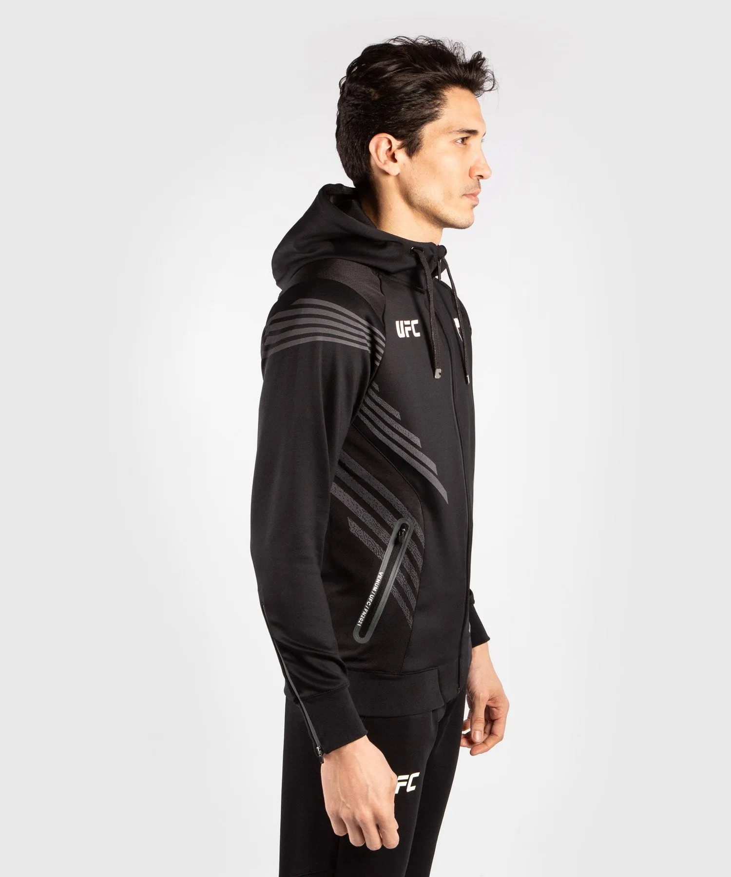 UFC Venum Personalisiert Authentic Fight Night Herren Walkout Hoodie - Schwarz