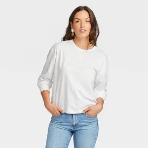 Universal Thread Women's Long Sleeve Boxy T-Shirt