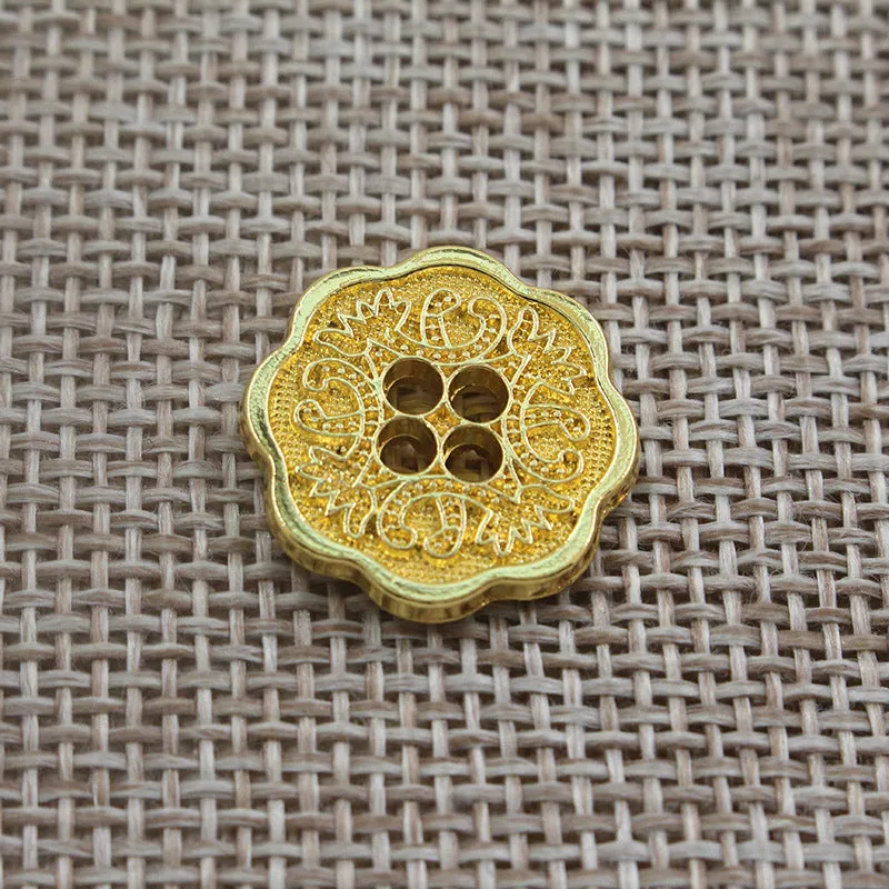 Vintage Floral 4 Holes Alloy Buttons for Clothing and Knitwear 315pcs
