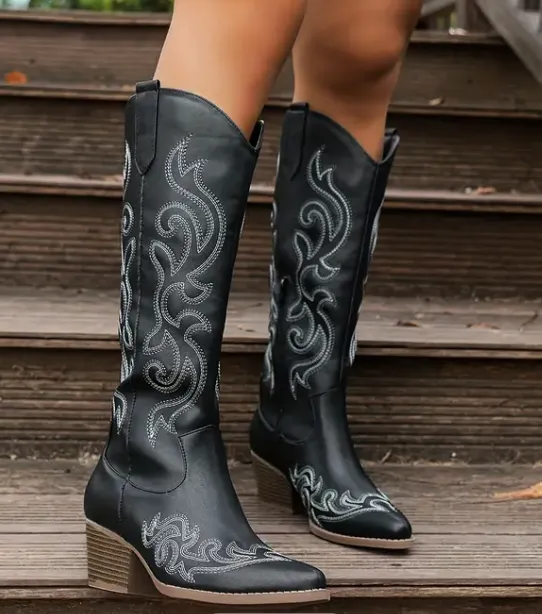 Women's Embroidered Western Cowboy Boots