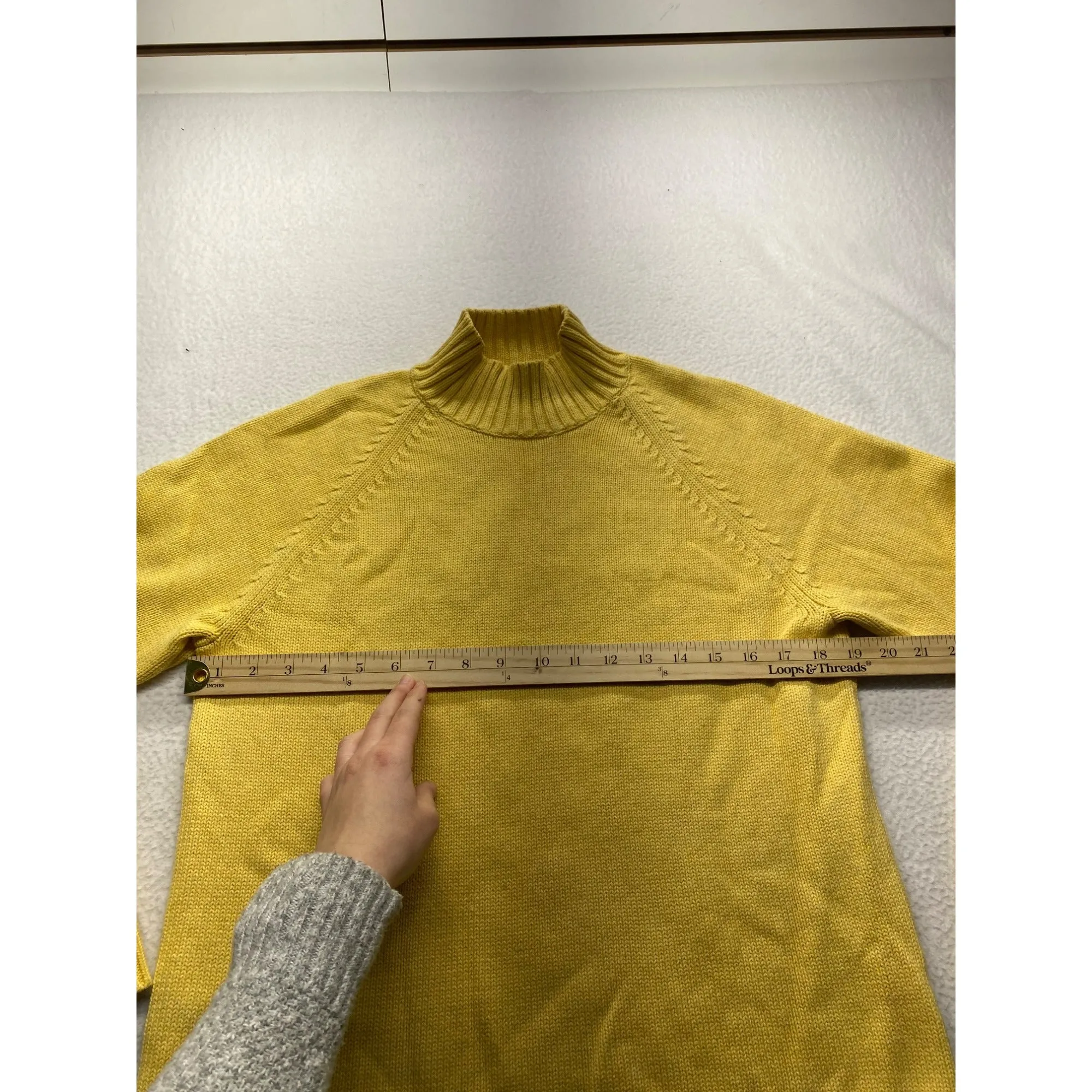 Women’s vintage lands end turtleneck #5751
