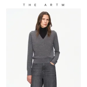 Yangtze V-Neck Sweater