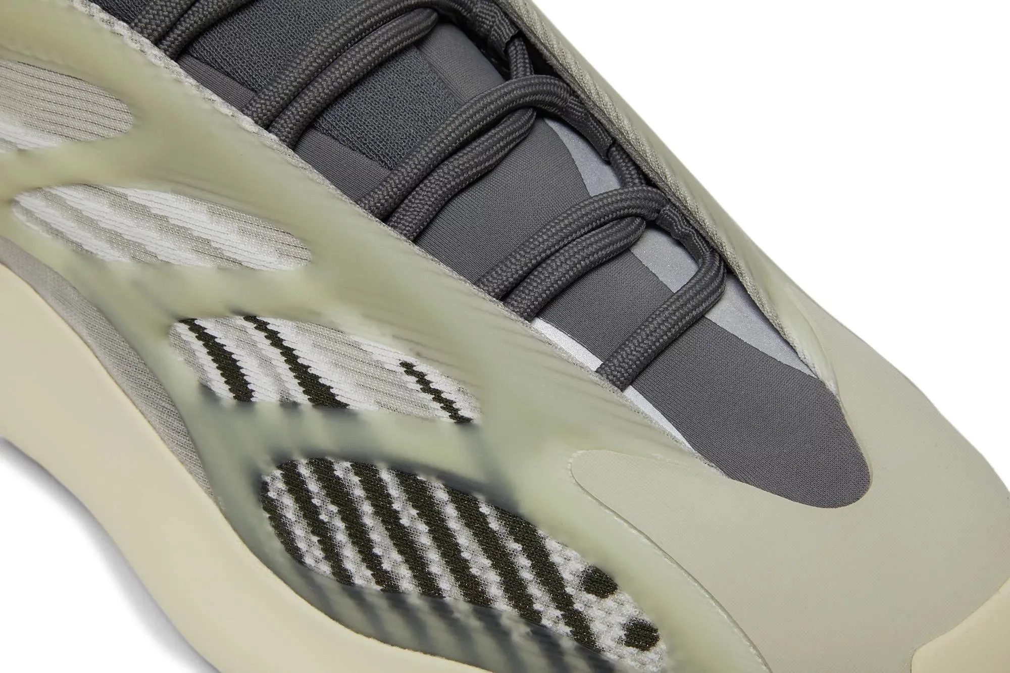 Yeezy 700 V3 ‘Fade Salt’